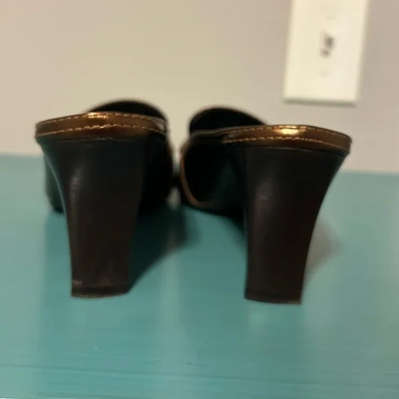 Franco Sarto Vintage Metallic Bronze Gold Leather 3 in Kitten Heel Women’s 7.5 - Picture 7 of 8
